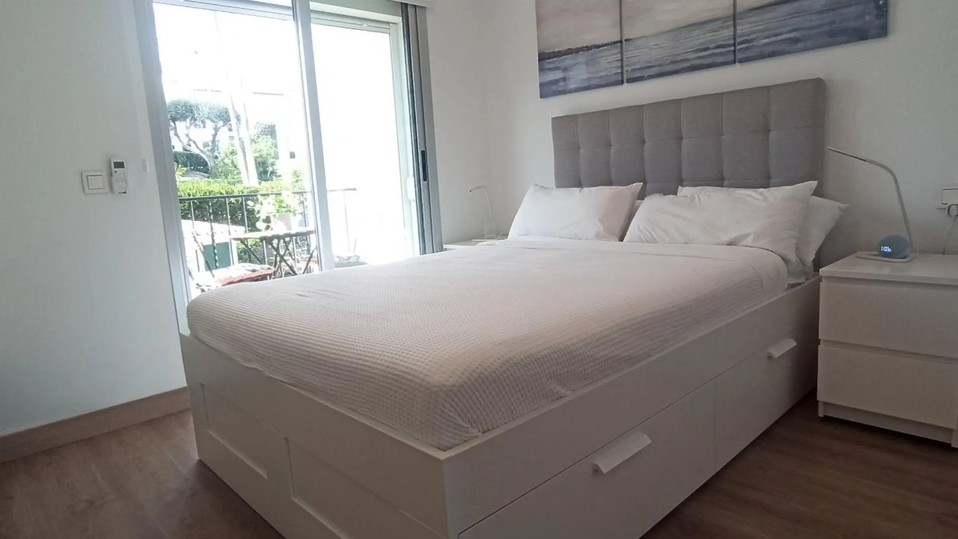 E1 Desk Private Patio Terrace Barbecue Villa Estepona